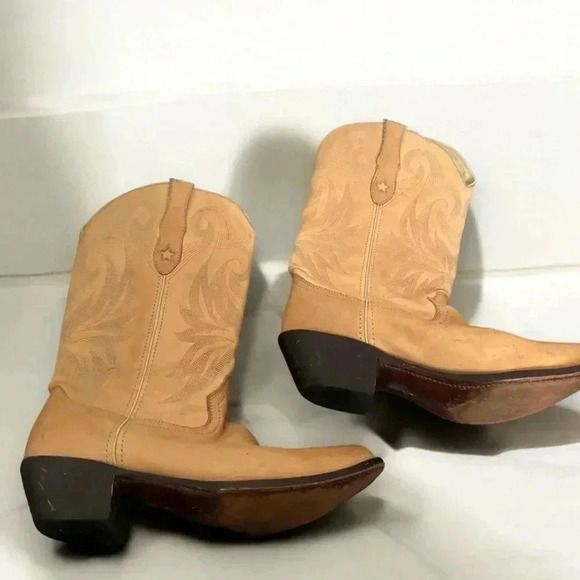 Leather cowgirl boots 7.5 signed - Picture 1 of 6